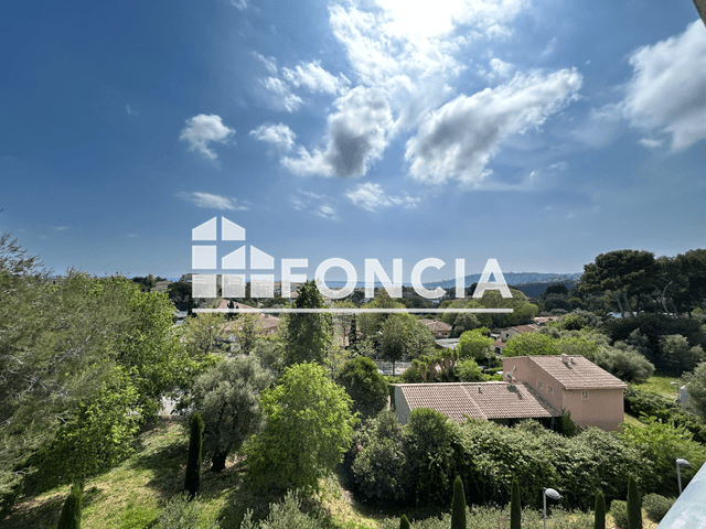 Appartement meublé 3 pièces (65.77 m²) à louer - Antibes (06600)