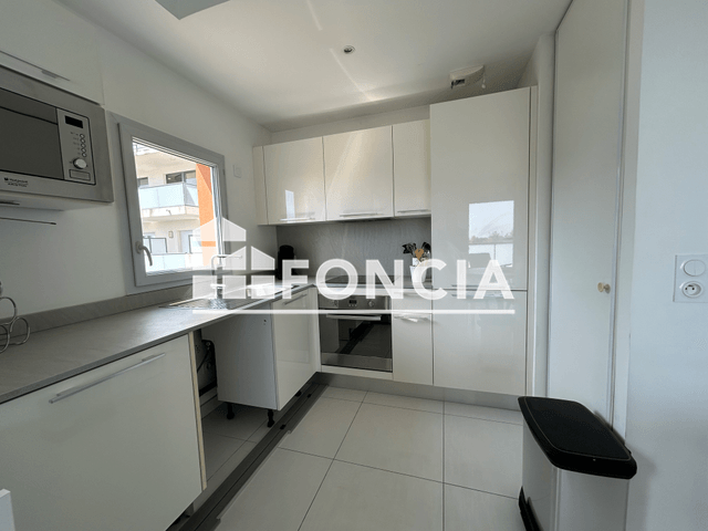 Appartement meublé 3 pièces (65.77 m²) à louer - Antibes (06600)