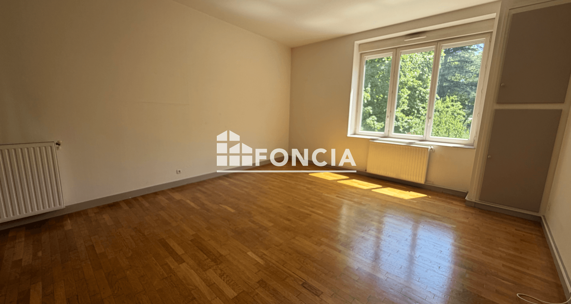 Appartement 3 pièces (85.2 m²) à louer - Villeurbanne (69100)