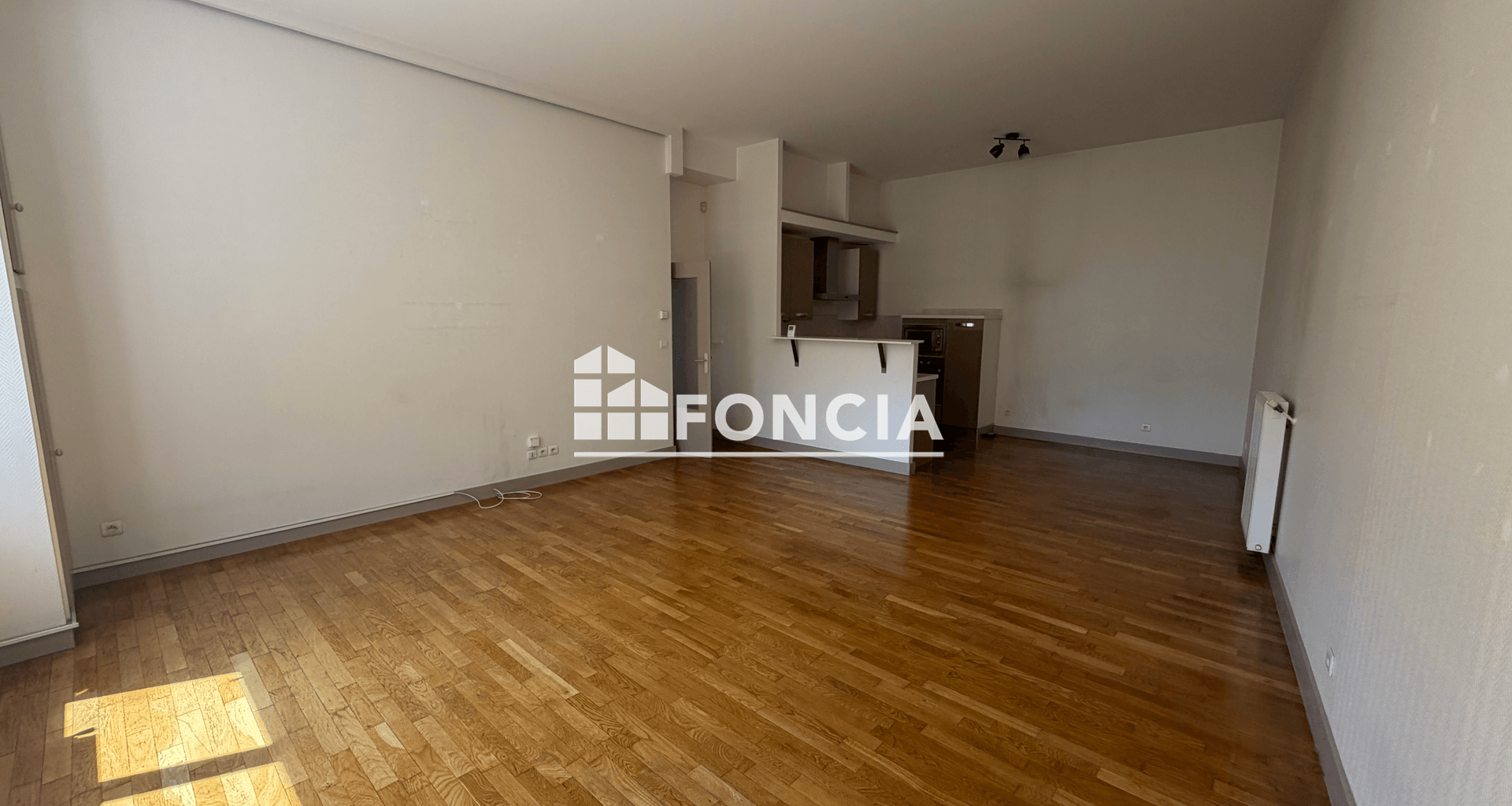Appartement 3 pièces (85.2 m²) à louer - Villeurbanne (69100)