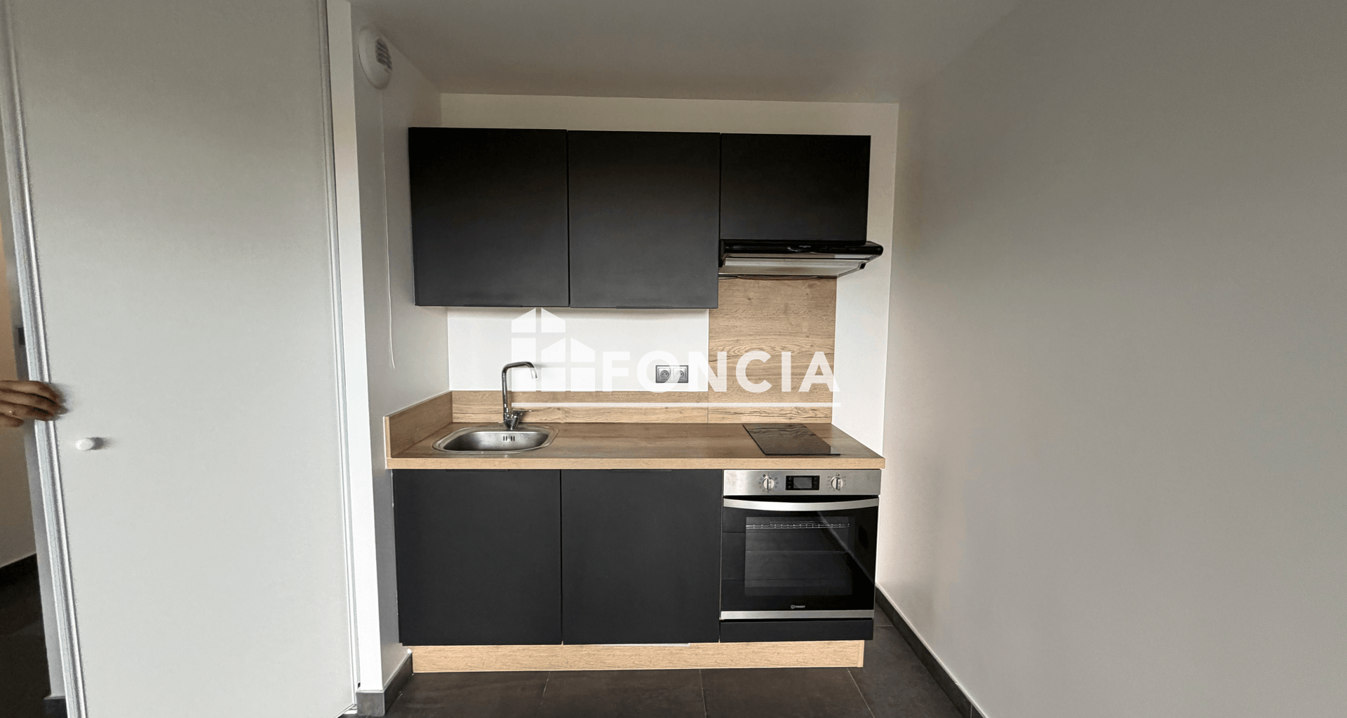 Studio meublé (29.8 m²) à louer - Noisy-le-grand (93160)
