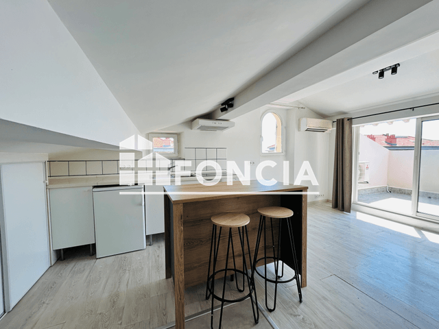 Studio (14.7 m²) à louer - Toulon (83000)
