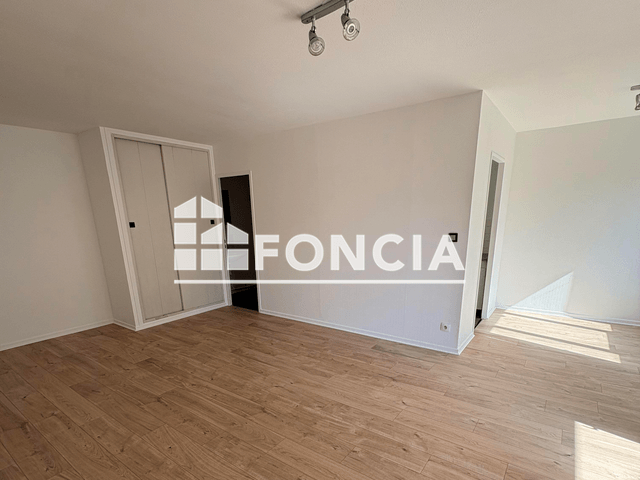 Appartement 2 pièces (45.09 m²) à louer - Bourgoin Jallieu (38300)