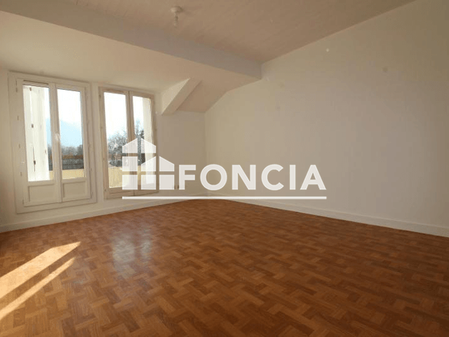 Appartement 3 pièces (75.32 m²) à louer - Vif (38450)