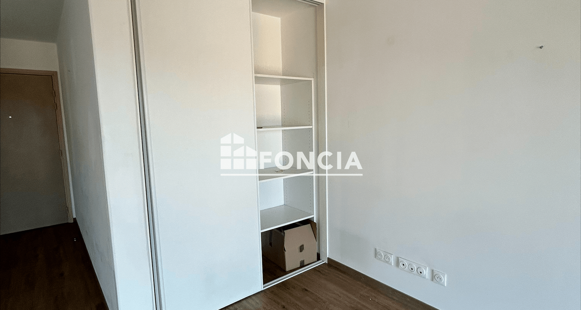 Appartement 2 pièces (49.8 m²) à louer - Saint-étienne (42000)