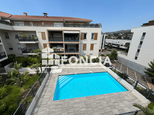Appartement 2 pièces (38.54 m²) à louer - Le Lavandou (83980)