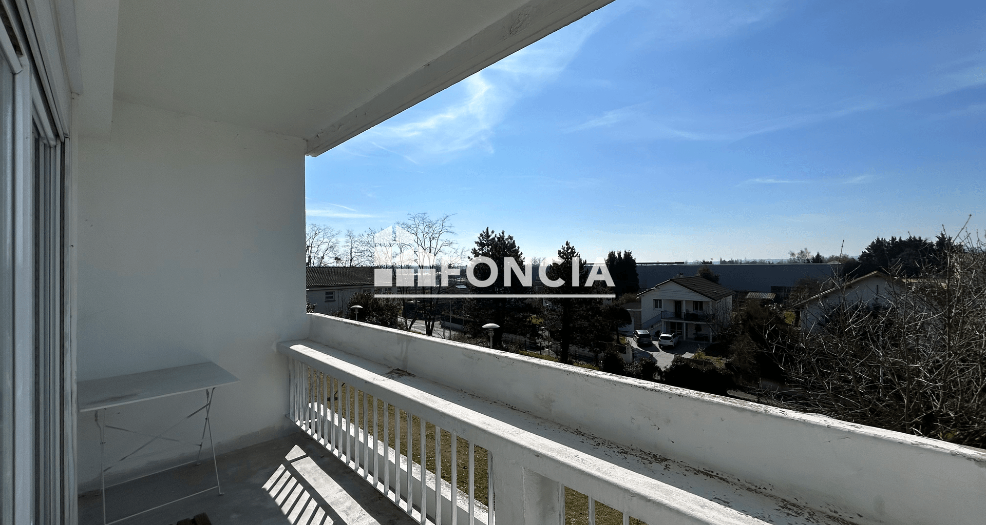 Studio meublé (29.5 m²) à louer - Mâcon (71000)