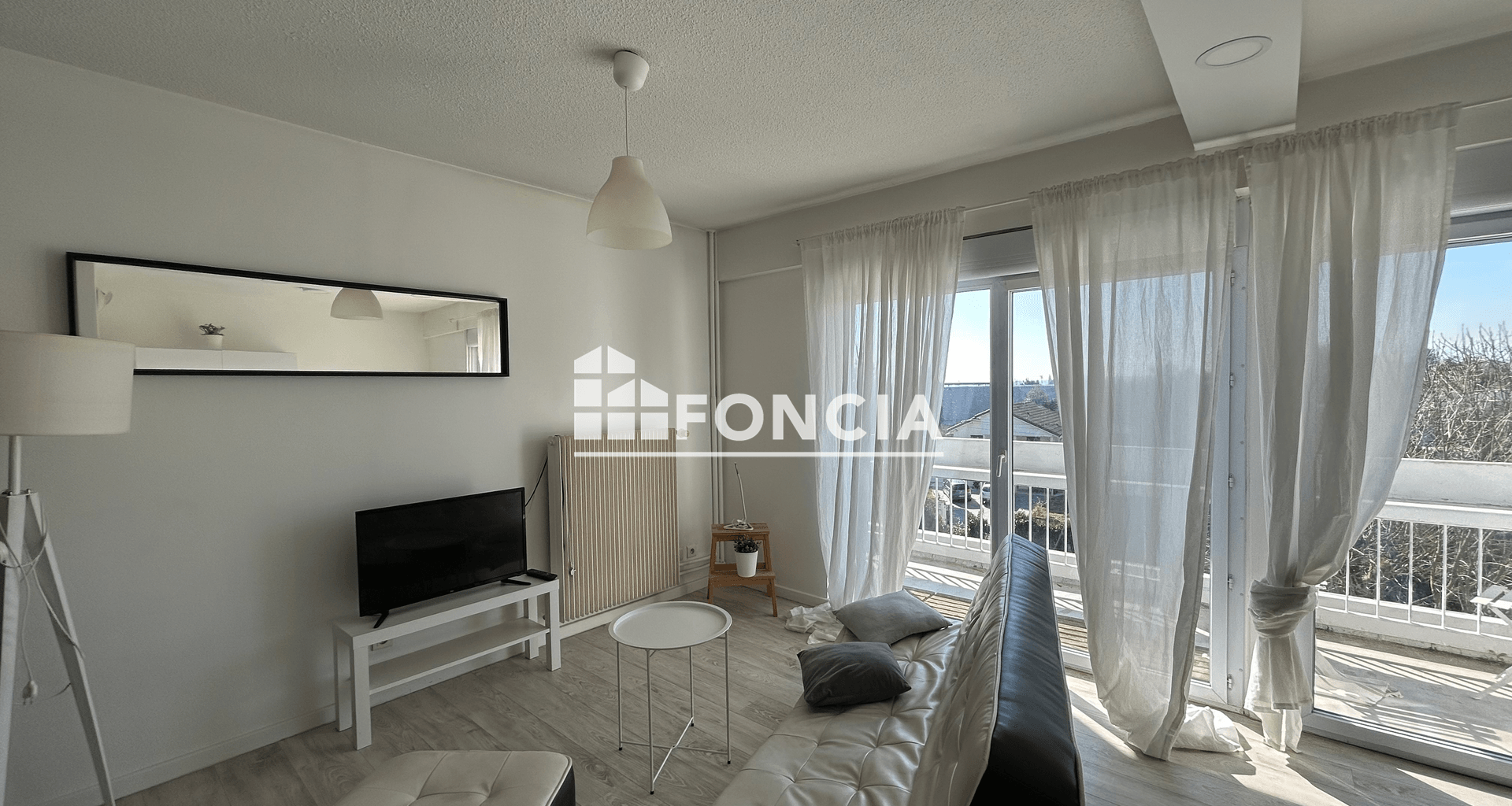 Studio meublé (29.5 m²) à louer - Mâcon (71000)