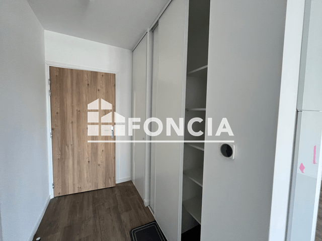 Appartement 2 pièces (44.3 m²) à louer - Laval (53000)