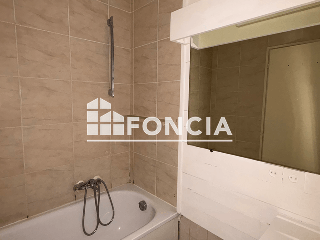Appartement 3 pièces (76.27 m²) à louer - Cluses (74300)