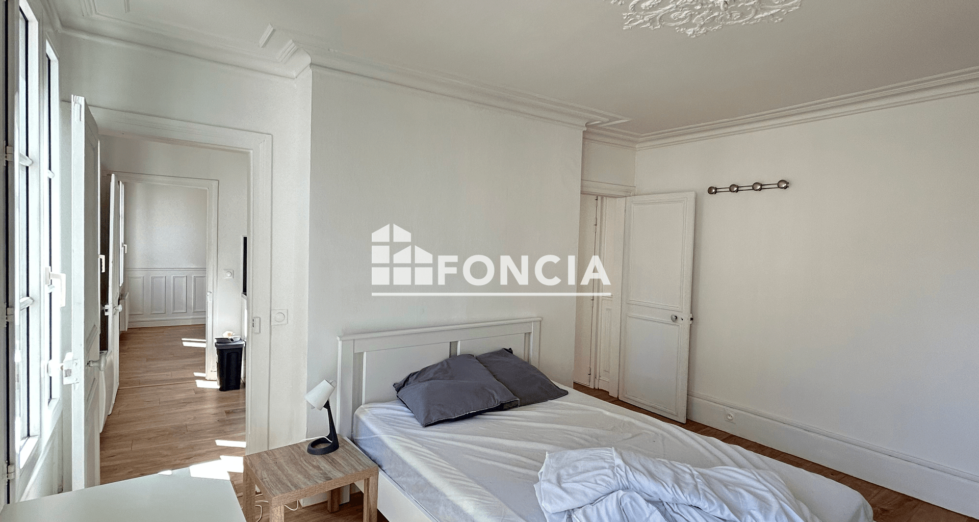 Appartement meublé 2 pièces (43.21 m²) à louer - Paris 17ᵉ (75017)