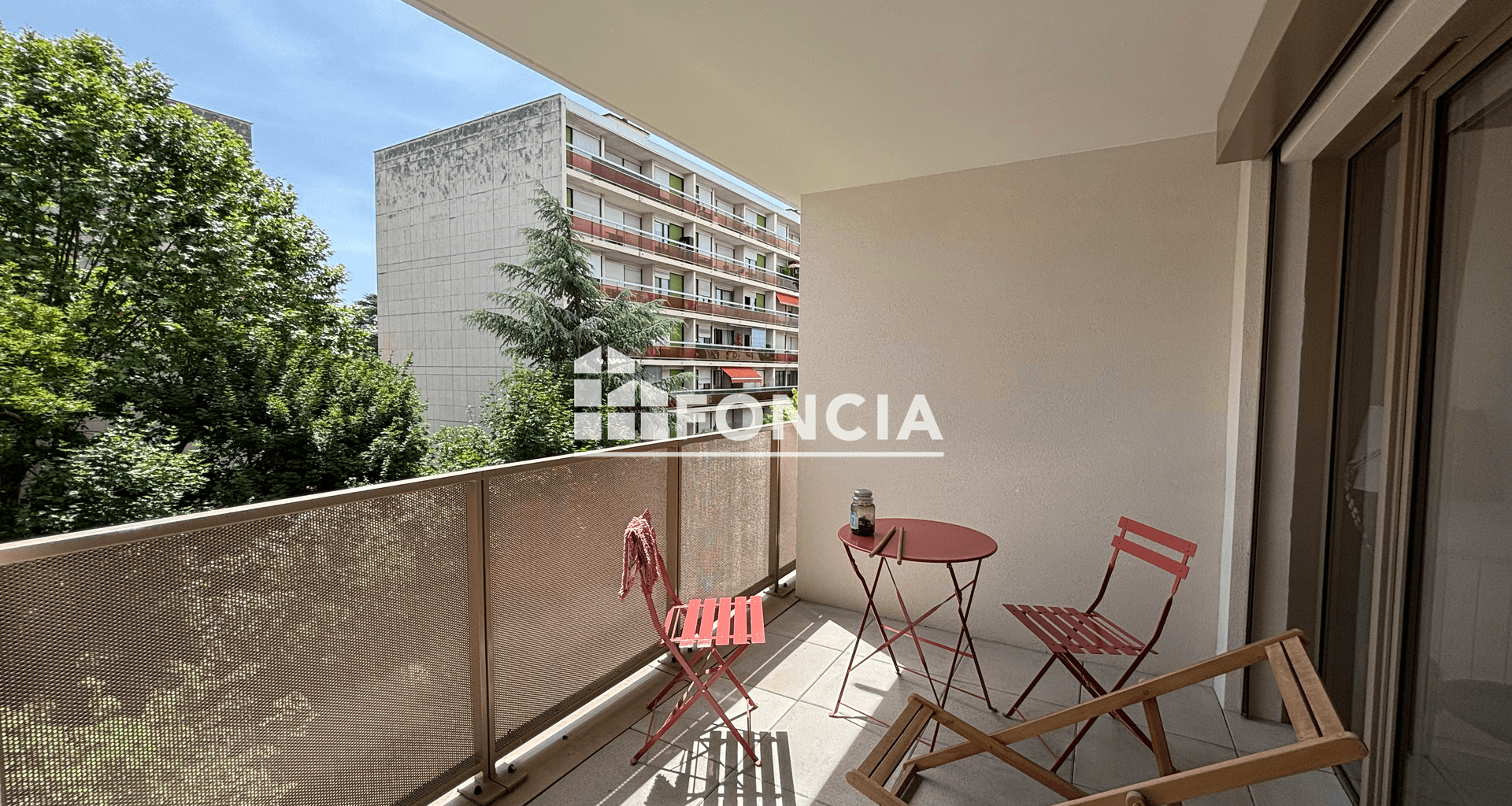 Studio meublé (27.3 m²) à louer - Bron (69500)