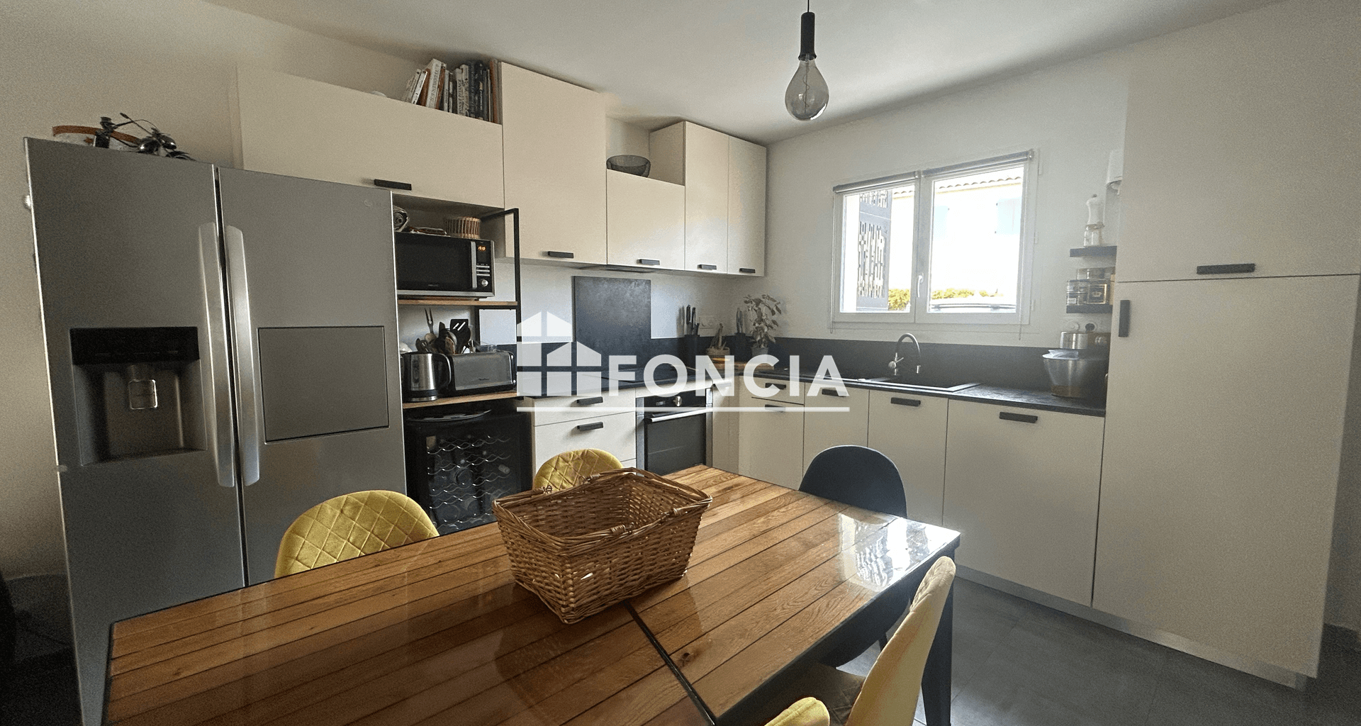 Maison 3 pièces (59.89 m²) à louer - Châteaurenard (13160)