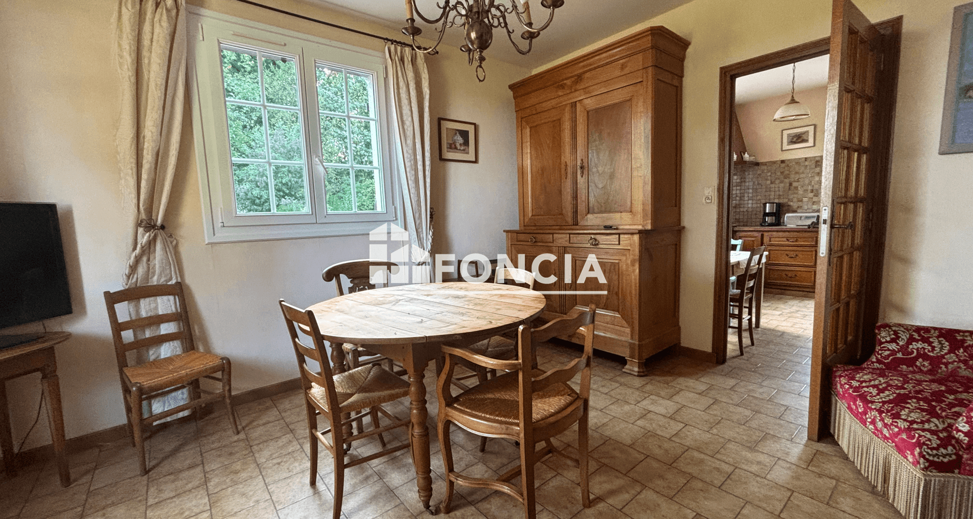 Maison 6 pièces (140 m²) à vendre - La Bazoge (72650)