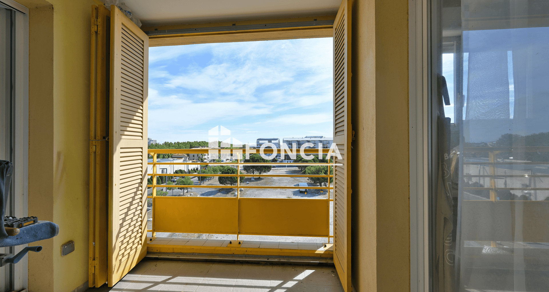 Appartement 2 pièces (42.43 m²) à vendre - Port-saint-louis-du-rhône (13230)