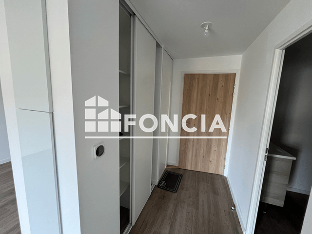 Appartement 2 pièces (44.14 m²) à louer - Laval (53000)