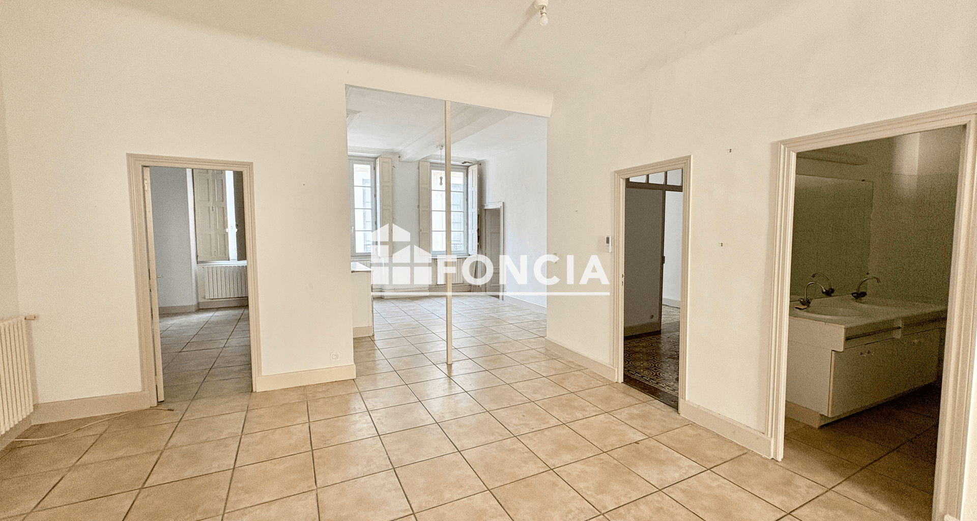 Appartement 3 pièces (110 m²) à vendre - Nîmes (30000)