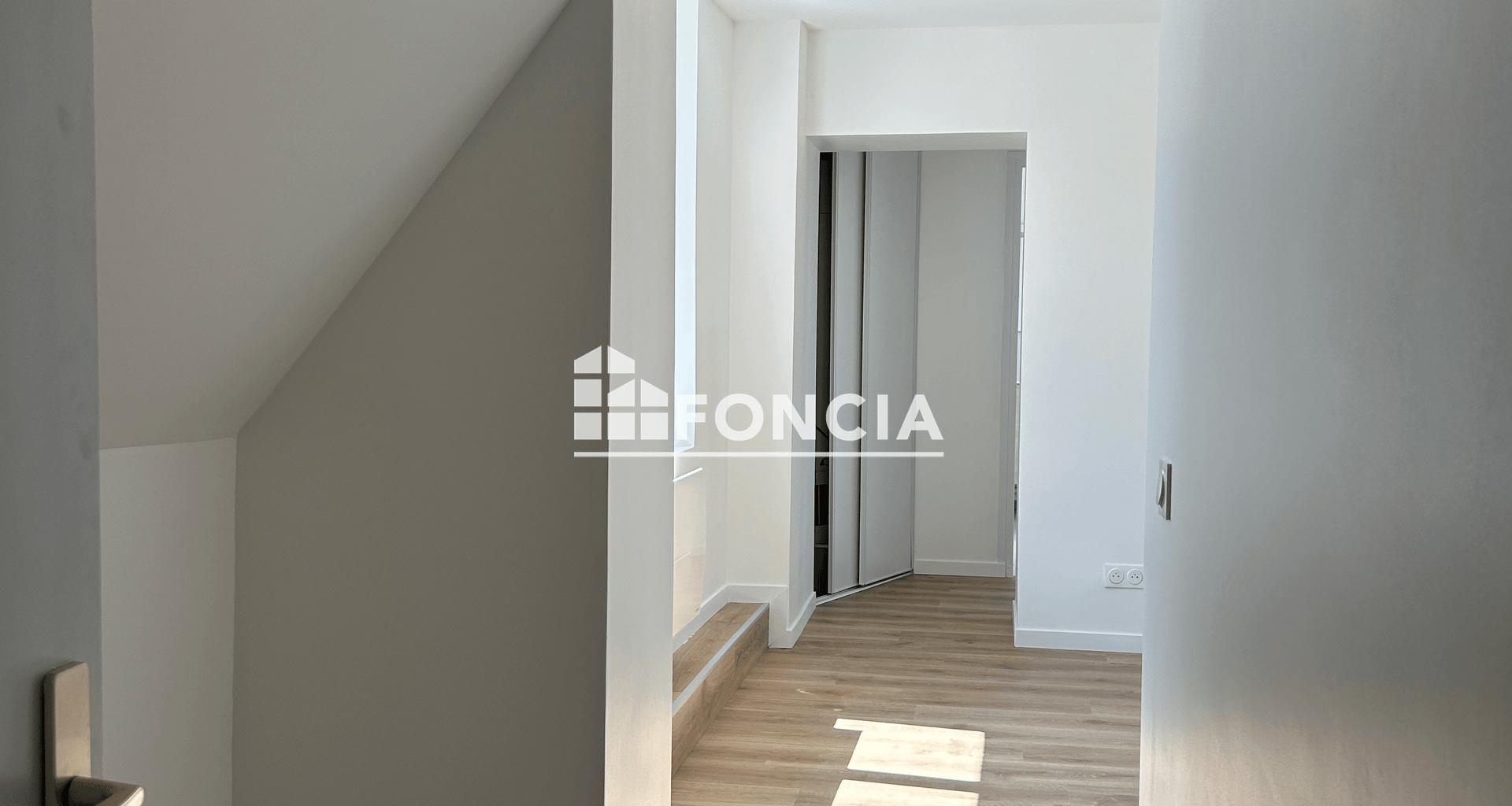Appartement 3 pièces (53.78 m²) à louer - Villeneuve-saint-georges (94190)