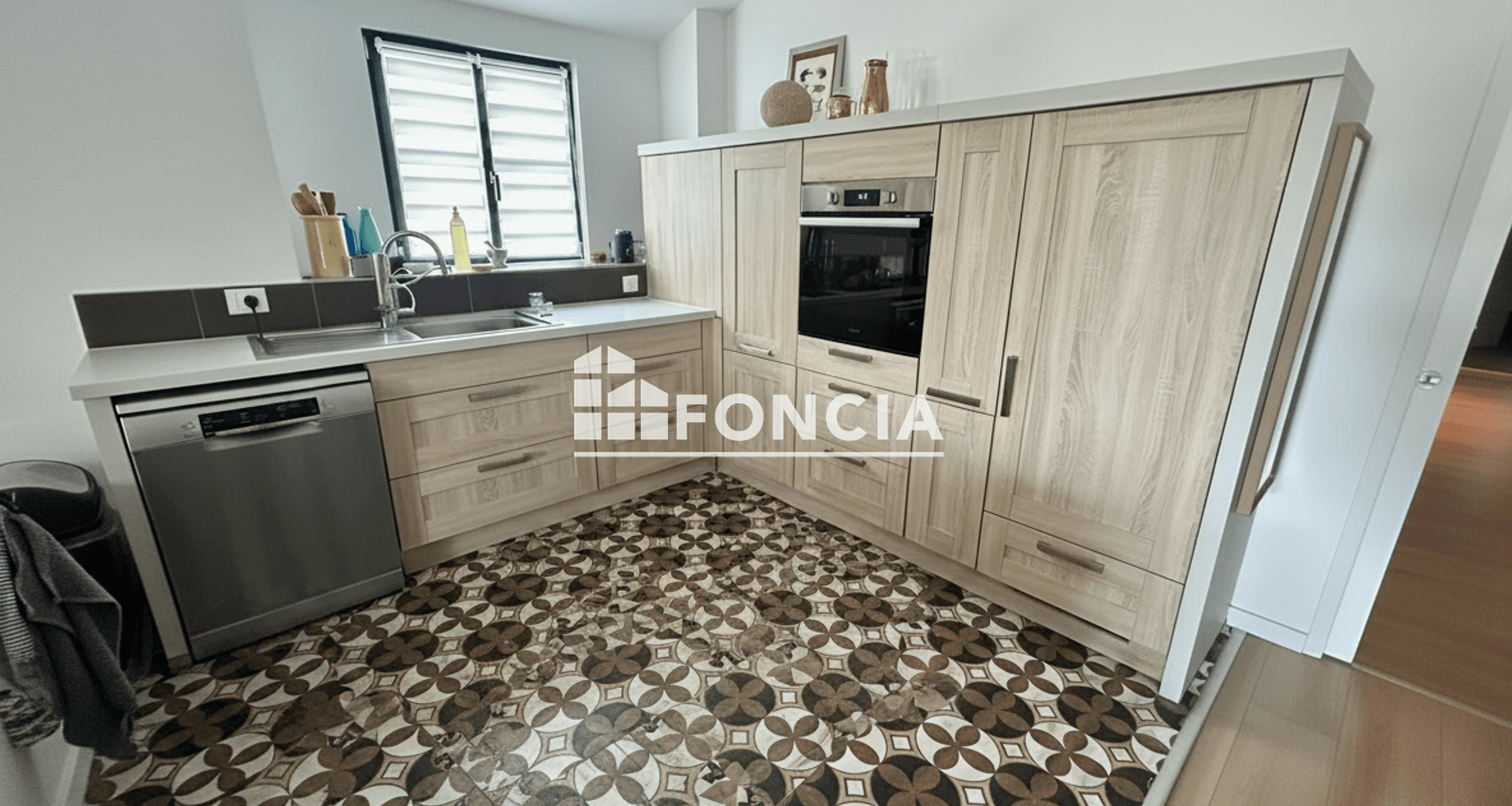 Appartement 4 pièces (104.35 m²) à vendre - Rochefort (17300)