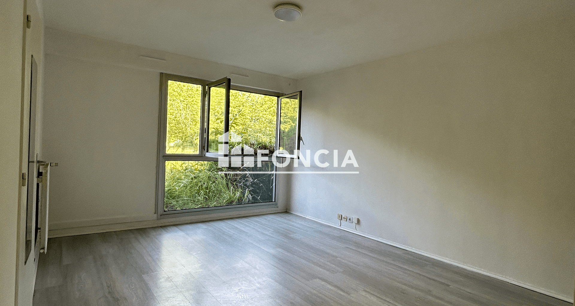 Studio (34.34 m²) à louer - Les Ulis (91940)