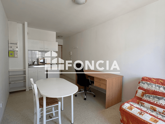 Studio meublé (18.34 m²) à louer - La Roche Sur Yon (85000)