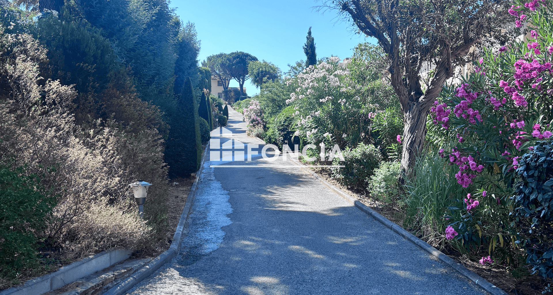 Appartement 2 pièces (43.91 m²) à vendre - Cavalaire-sur-mer (83240)