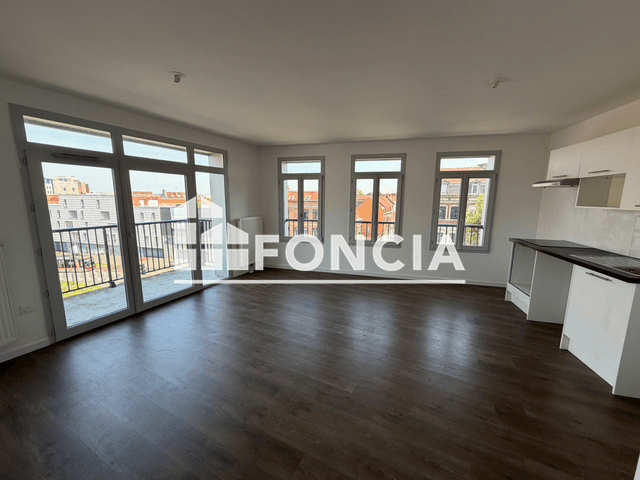 Appartement 4 pièces (77.41 m²) à louer - Roubaix (59100)