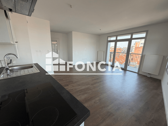 Appartement 4 pièces (77.41 m²) à louer - Roubaix (59100)