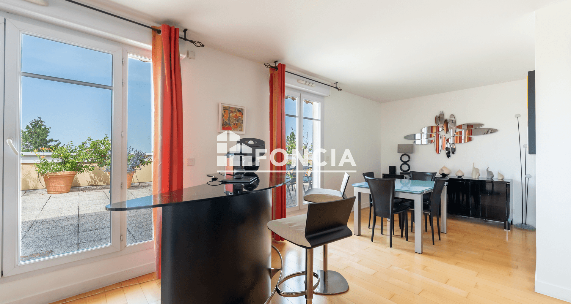 Appartement 5 pièces (110.38 m²) à vendre - Saint-gratien (95210)
