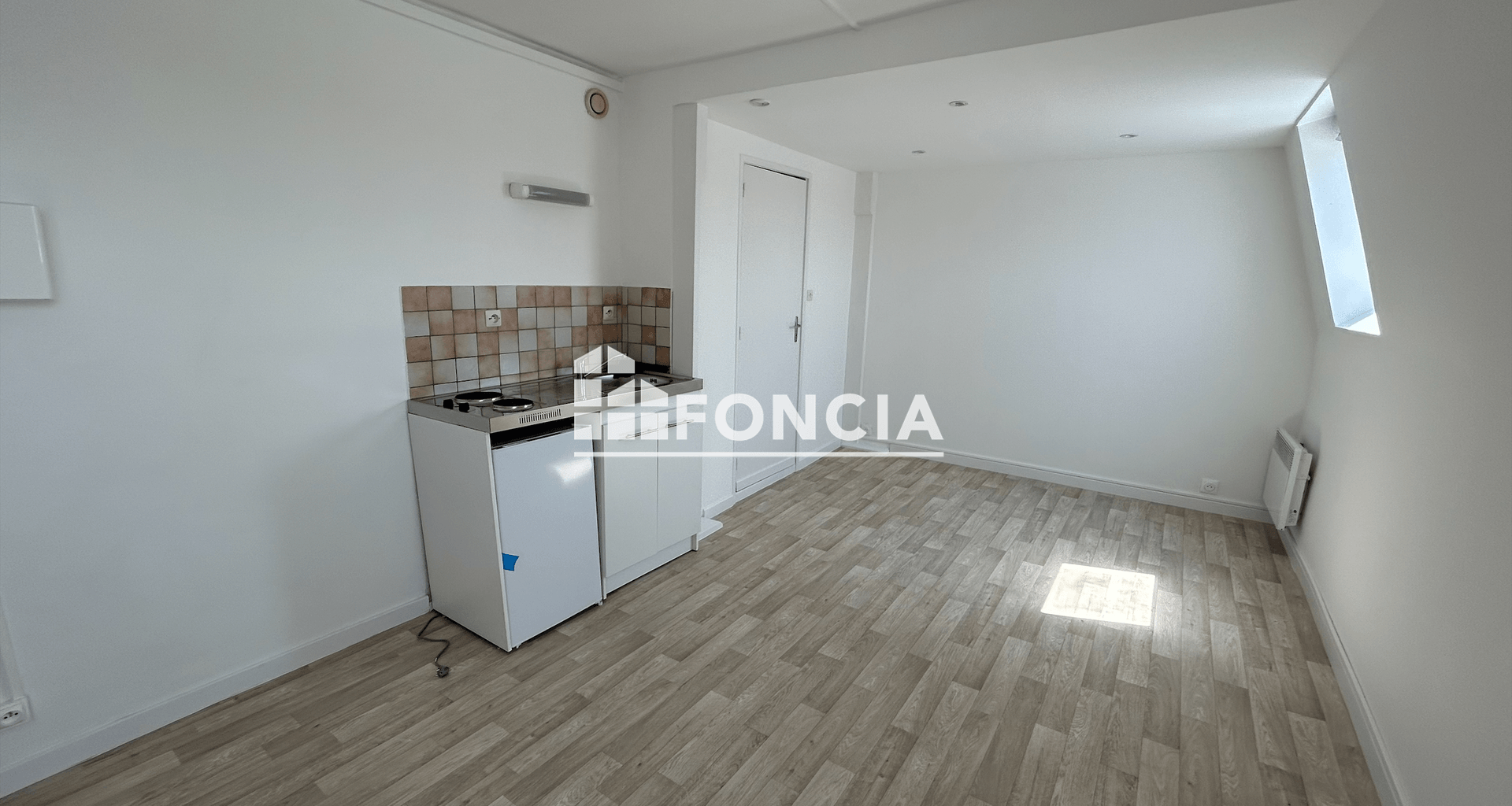 Studio (18.74 m²) à louer - Lille (59000)