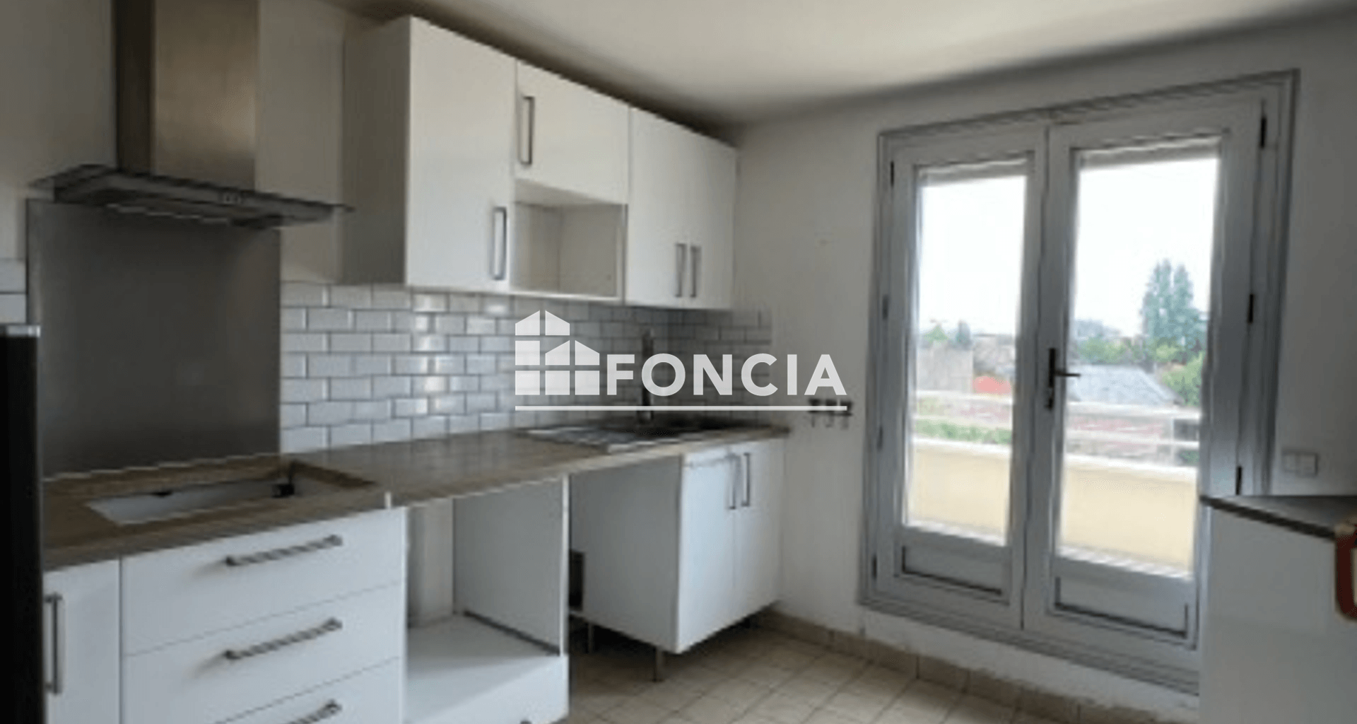 Appartement 3 pièces (91.81 m²) à louer - La Varenne St Hilaire (94210)