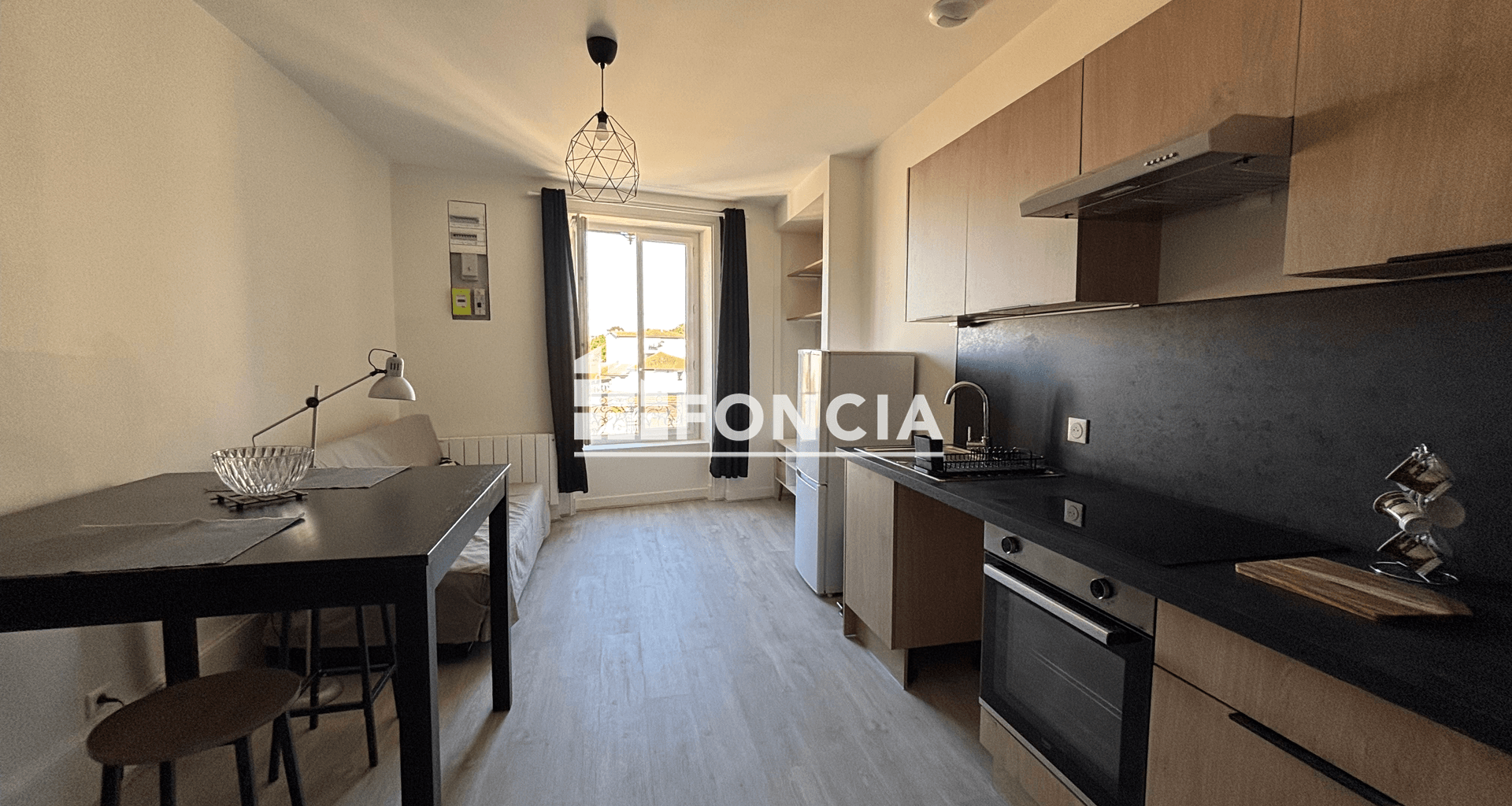 Appartement meublé 2 pièces (45.4 m²) à louer - Tassin-la-demi-lune (69160)