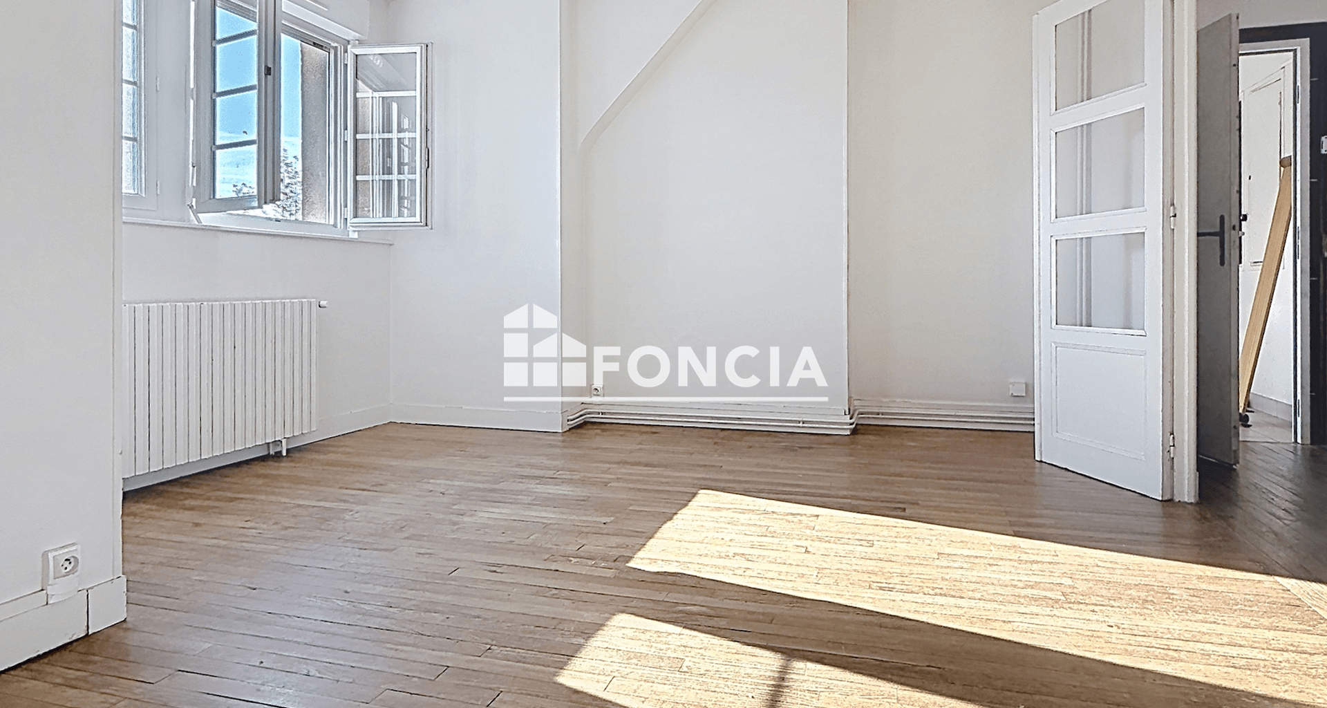 Appartement 4 pièces (90 m²) à vendre - Flers (61100)