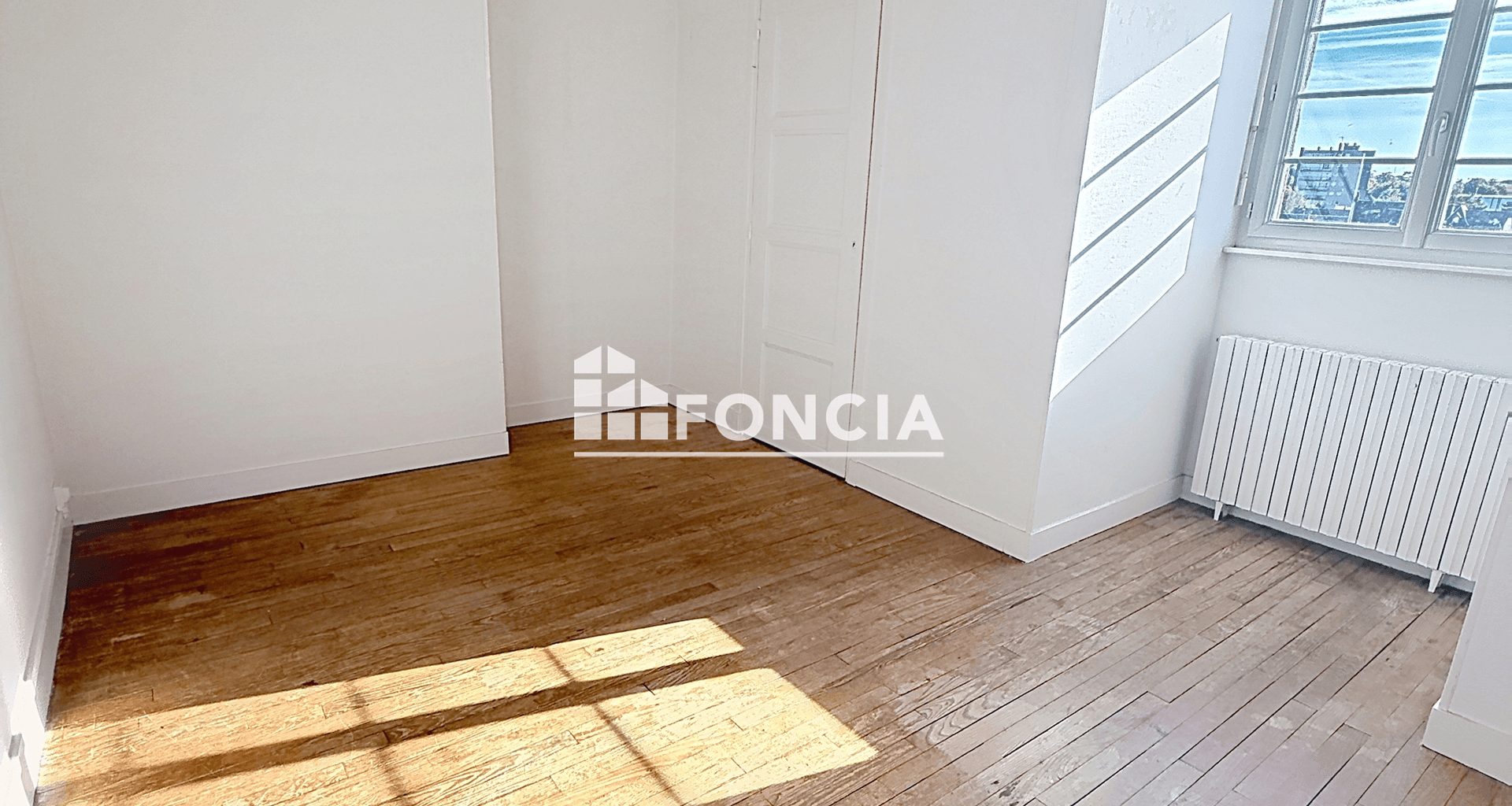 Appartement 4 pièces (90 m²) à vendre - Flers (61100)