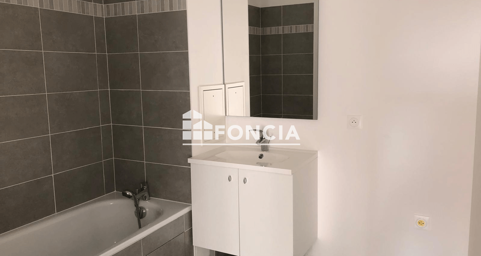 Appartement 3 pièces (63.22 m²) à louer - Viry-châtillon (91170)