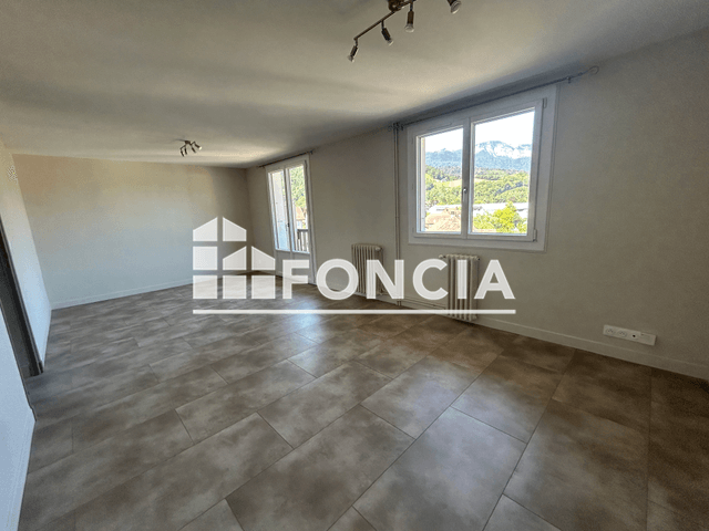 Appartement 3 pièces (74.7 m²) à louer - Faverges (74210)