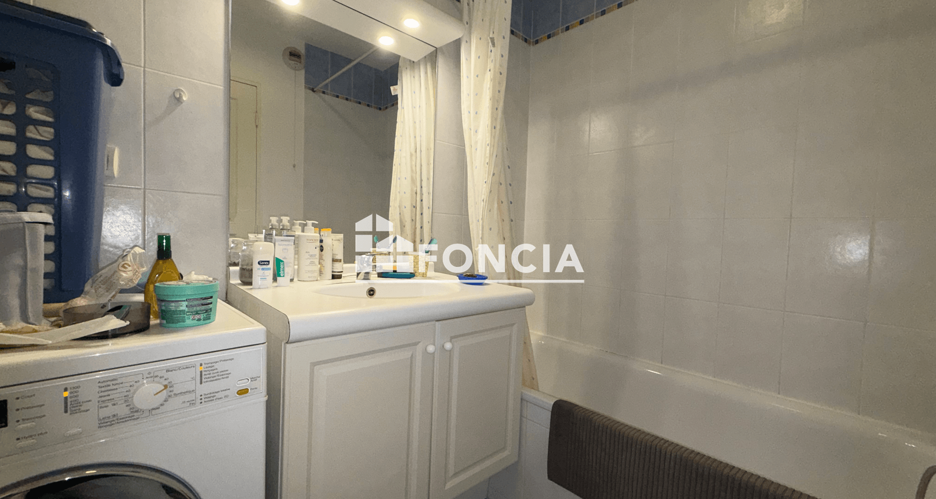Appartement 3 pièces (72 m²) à louer - Lyon 8ᵉ (69008)