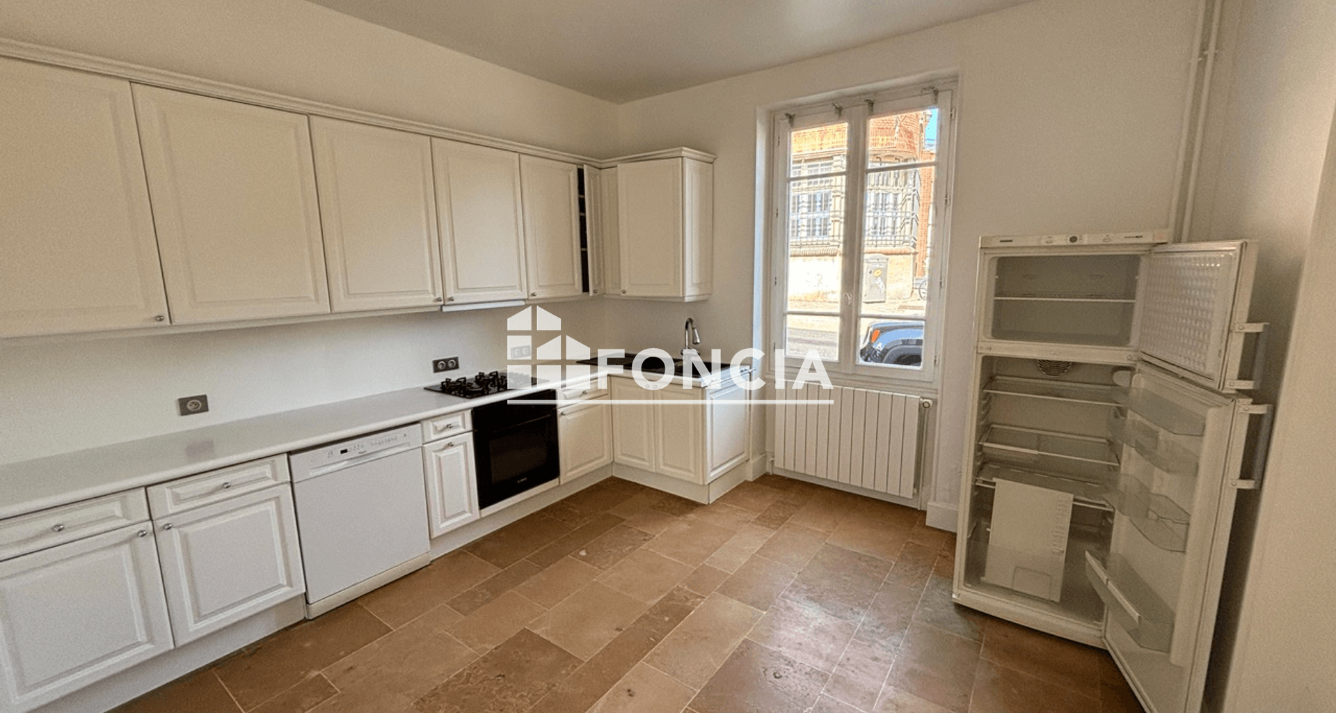 Maison 6 pièces (144.56 m²) à louer - Louveciennes (78430)