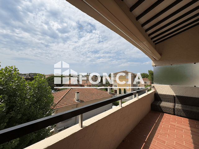 Appartement meublé 3 pièces (55 m²) à louer - Frejus (83600)