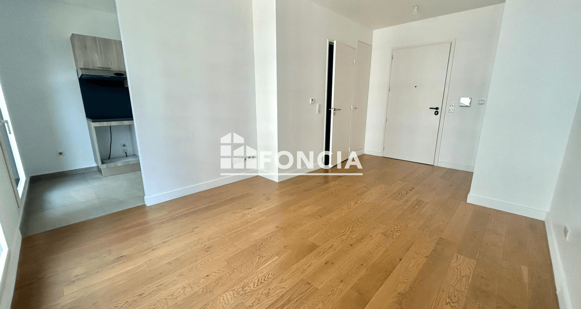 Studio (27.2 m²) à louer - Issy-les-moulineaux (92130)