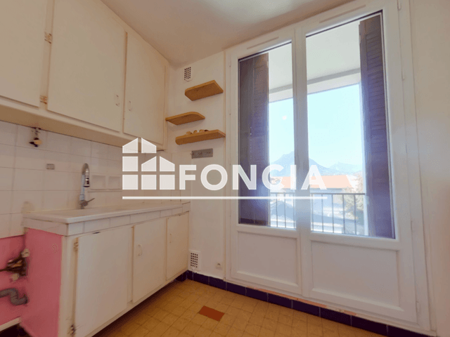 Appartement 3 pièces (76.75 m²) à louer - Grenoble (38100)