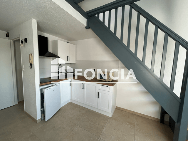 Appartement meublé 2 pièces (33.9 m²) à louer - Onet Le Chateau (12850)