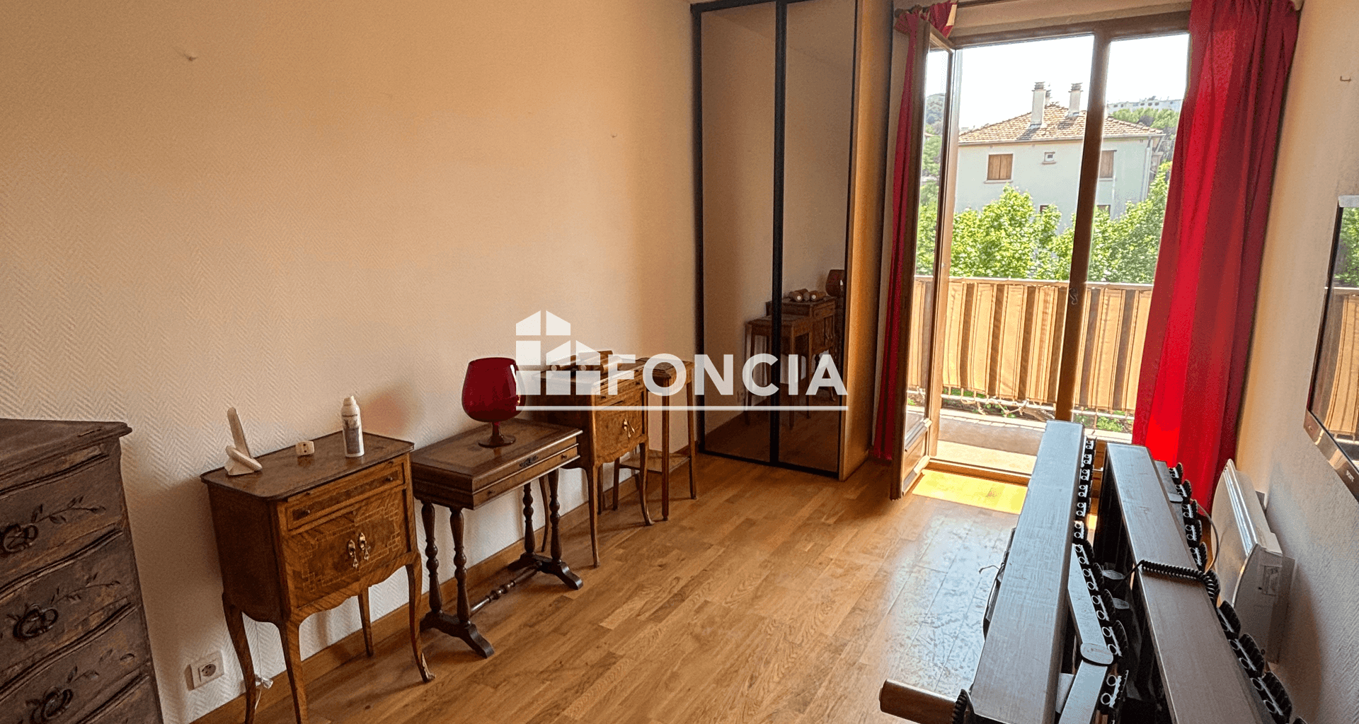Appartement 4 pièces (69 m²) à vendre - Toulon (83000)