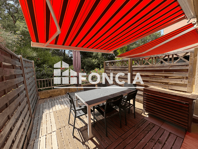 Studio meublé (24.2 m²) à louer - Saint-mandrier-sur-mer (83430)