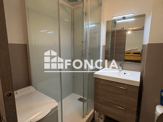 Studio meublé (24.2 m²) à louer - Saint-mandrier-sur-mer (83430)