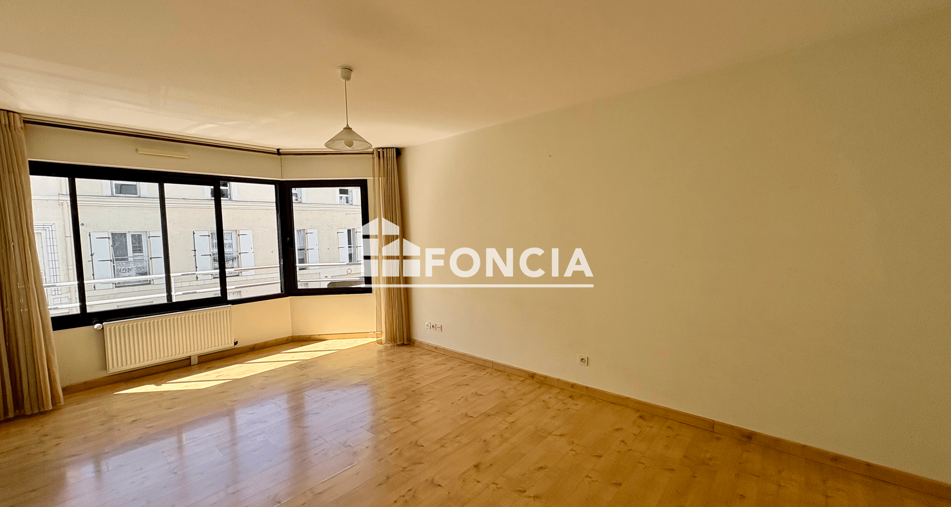 Appartement 2 pièces (52.87 m²) à vendre - La Roche-sur-yon (85000)