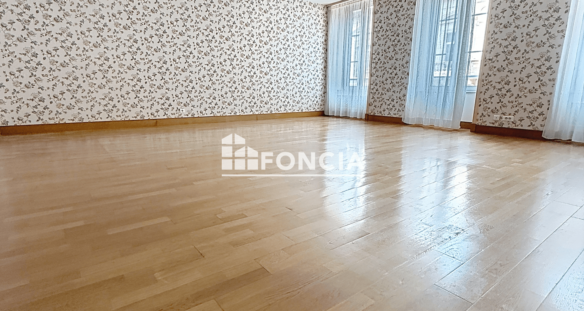 Appartement 4 pièces (118 m²) à vendre - Flers (61100)