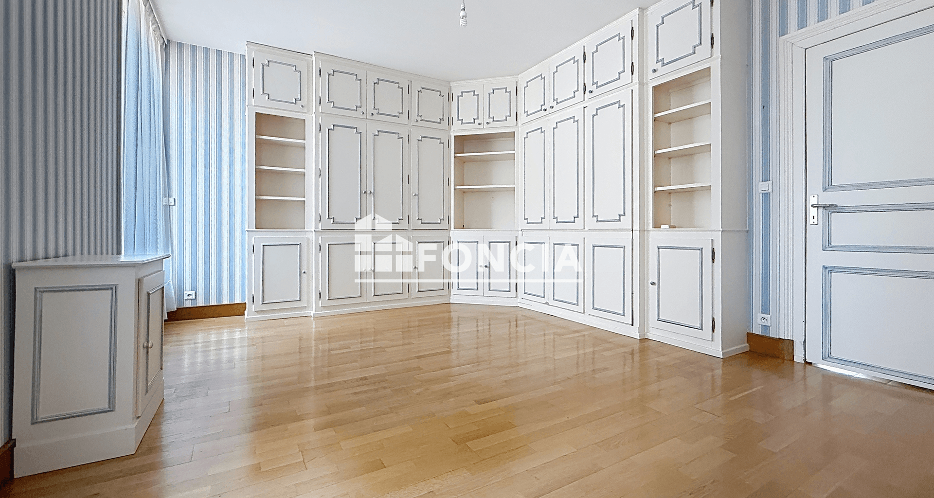Appartement 4 pièces (118 m²) à vendre - Flers (61100)