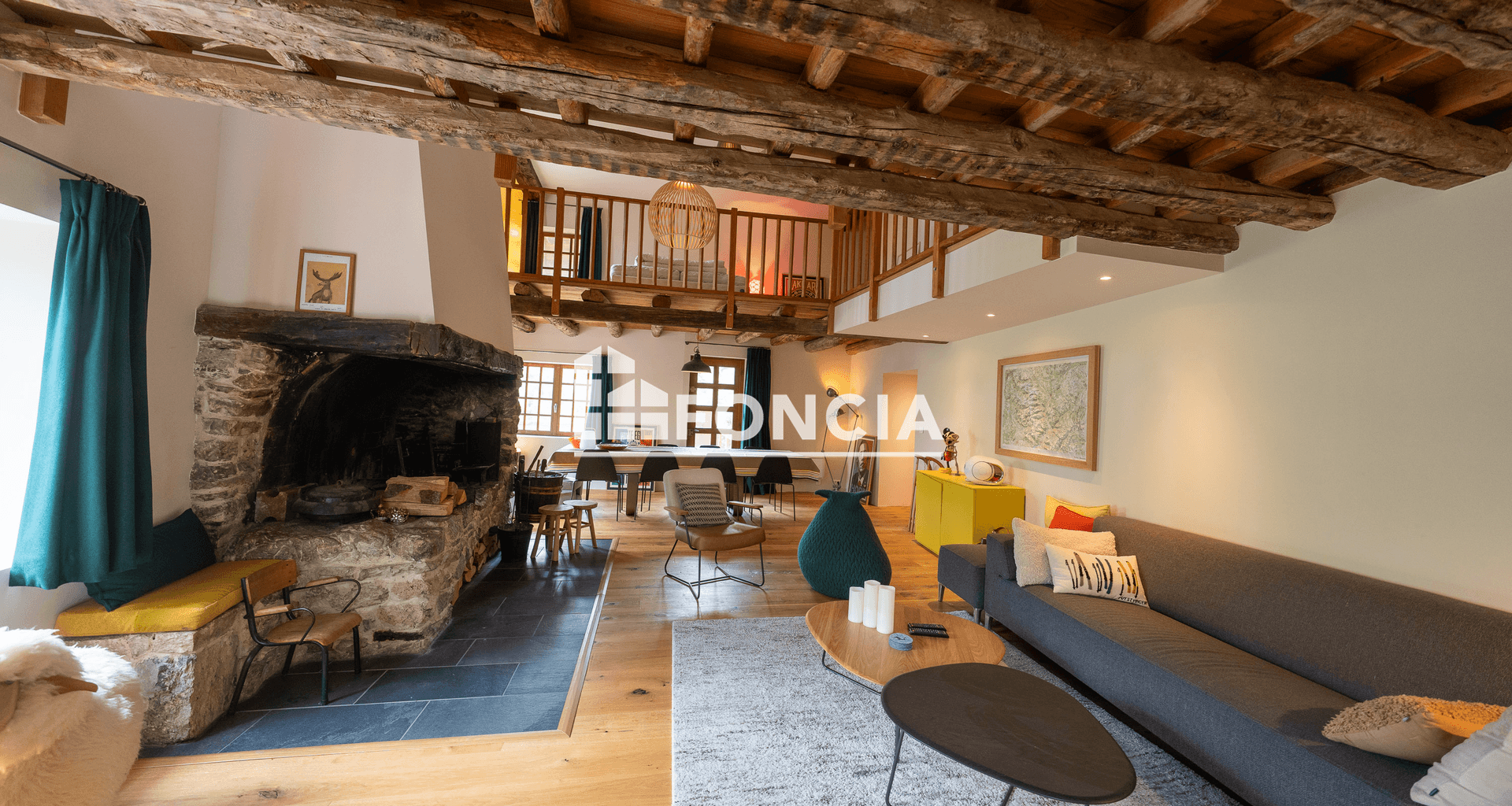 Maison 8 pièces (126 m²) à vendre - Saint-martin-de-queyrières (05120)