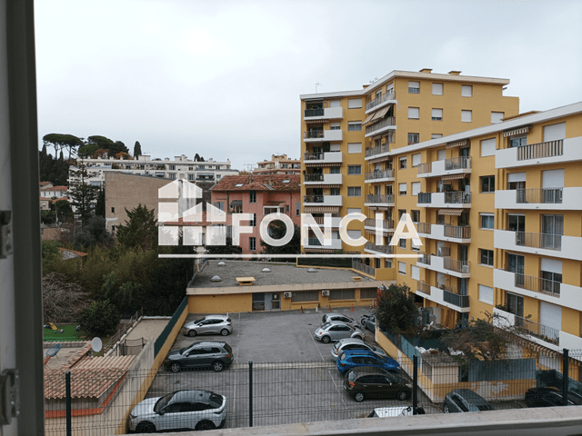 Studio (11.9 m²) à louer - Nice (06100)